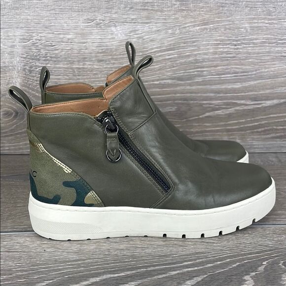Vionic Brinkely Olive Leather Camo Women’s Sz 6.5 Pull On Side Zip Ankle Boots - Picture 1 of 10